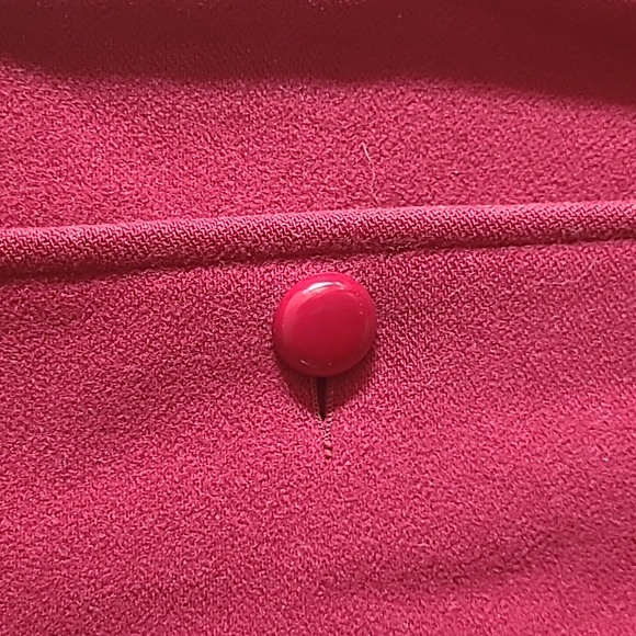 Deep Red Coat - Picture 6 of 11